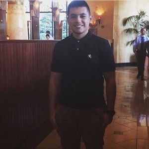 Meet your Posher, Luis